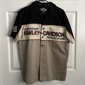 Harley Davidson button up shirt, Size M